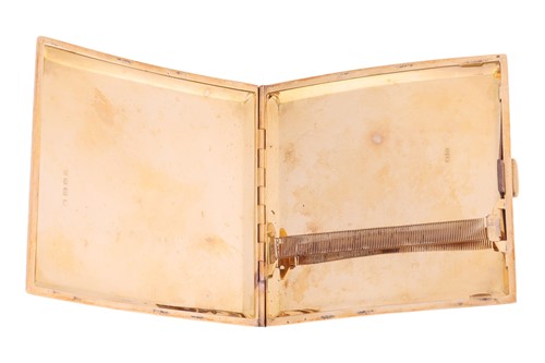 Lot 195 - A pocket cigarette case in 18ct yellow gold,...