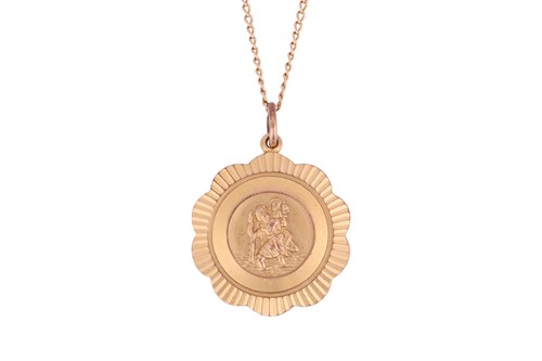 Lot 81 - A St Christoper pendant and chain, the pendant...