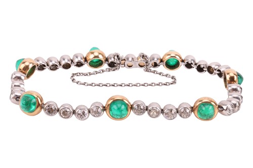 Lot 56 - An early 20th Century emerald and diamond...