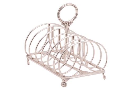 Lot 233 - A George III silver seven-bar toast rack,...