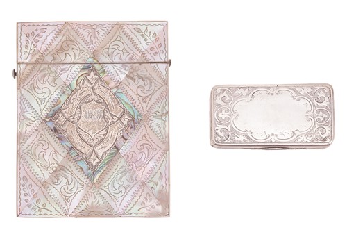 Lot 243 - A Victorian silver snuff box, rounded...