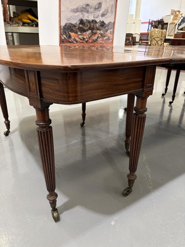 Lot 20 - A Regency mahogany extending dining table, in...