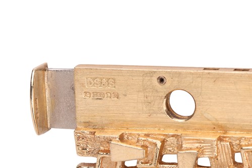 Lot 75 - An 18ct gold bracelet of brutalist design by...