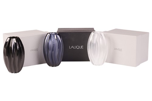 Lot 159 - Lalique: a group of three 'Medusa'...