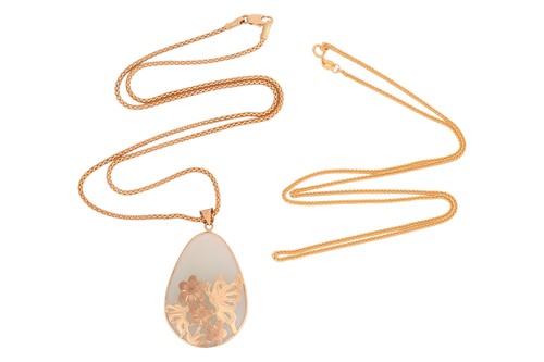 Lot 8 - A 14ct pendant on chain together with a 22ct...