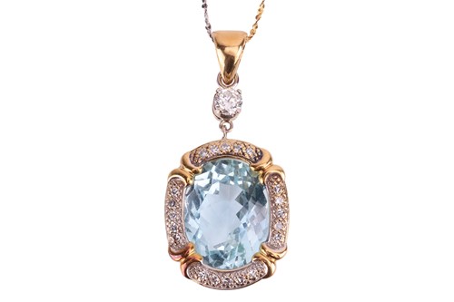 Lot 123 - An aquamarine and diamond necklace, with a...