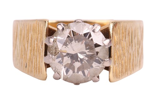 Lot 76 - A single stone diamond ring, featuring a round...