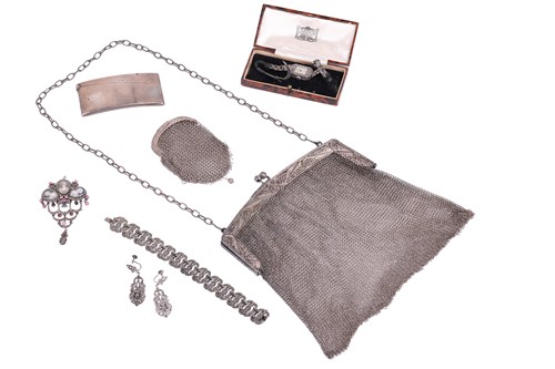 Lot 122 - A group of silver and costume jewellery; to...
