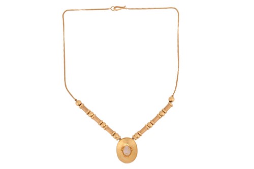 Lot 92 - A faux-blister pearl pendant necklace, the...