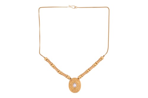 Lot 92 - A faux-blister pearl pendant necklace, the...