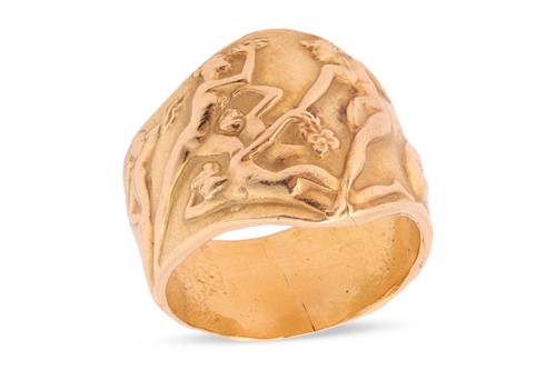 Lot 43 - Lalique - an Art Nouveau 'Hamadryades' ring,...
