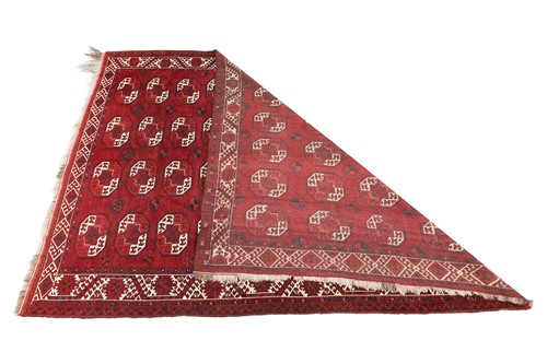 Lot 69 - An Ersari main carpet with four rows of ten...