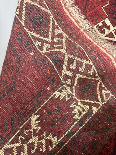 Lot 69 - An Ersari main carpet with four rows of ten...