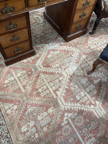Lot 68 - A Bakshaish carpet, North West Persia, early...