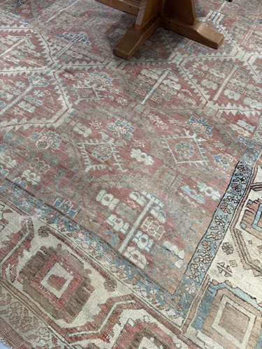 Lot 68 - A Bakshaish carpet, North West Persia, early...