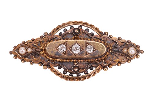 Lot 12 - A late-Victorian mourning brooch, of Etruscan...