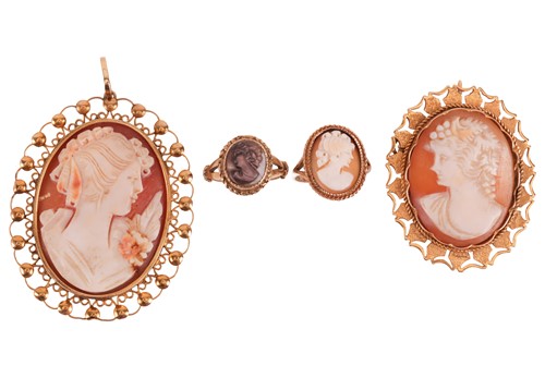 Lot 115 - A group of shell cameo jewellery; the largest...