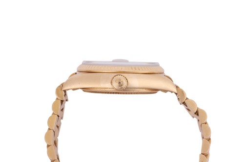 Lot Rolex – 18ct Gold Day-Date Reference: 18038...