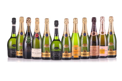Lot 290 - Twelve bottles of assorted boxed Champagne,...