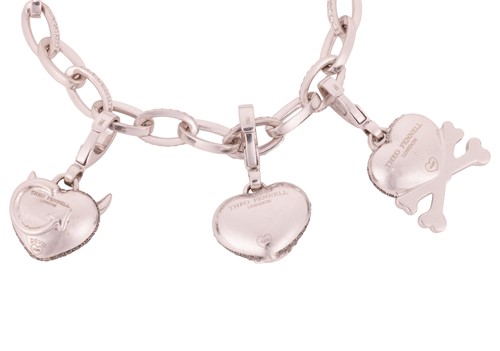 Lot 218 - Theo Fennell - A diamond-set 'Art' charm...