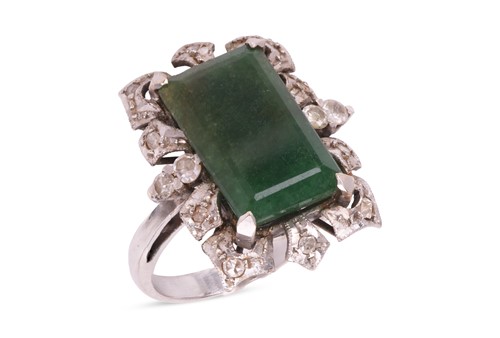 Lot 78 - A hardstone and diamond cocktail ring,...