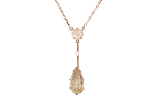 Lot 52 - An Edwardian heliodor lavaliere necklace, a...
