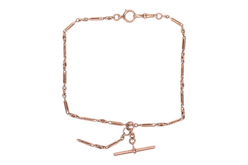 Lot 47 - A fetter-link chain, comprising alternating...