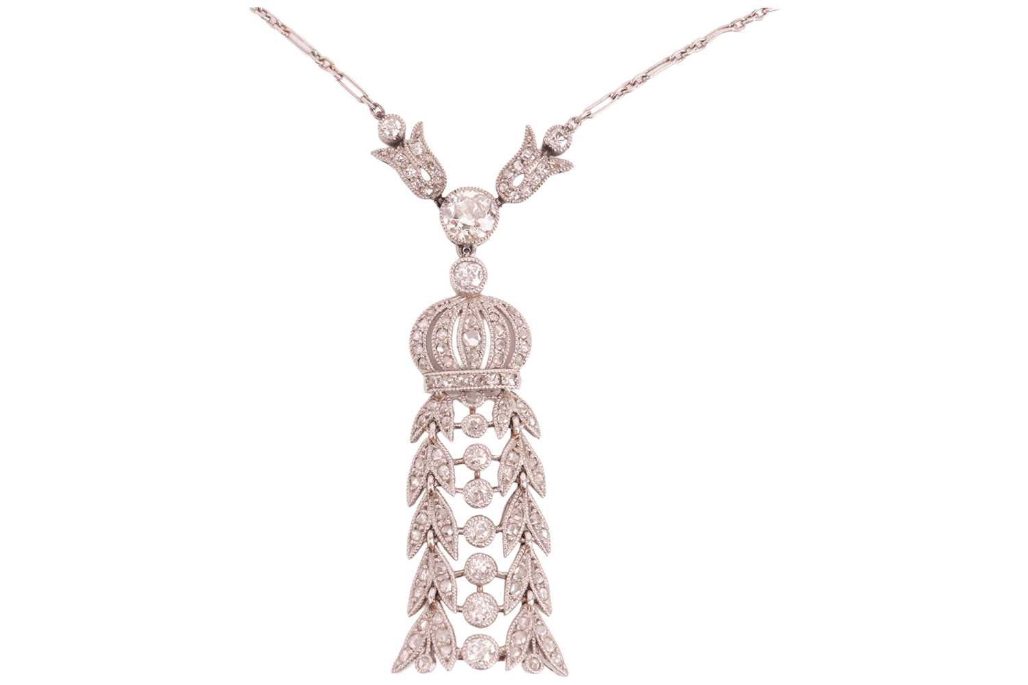Lot 63 - A Belle Époque diamond-set lavaliere necklace,...
