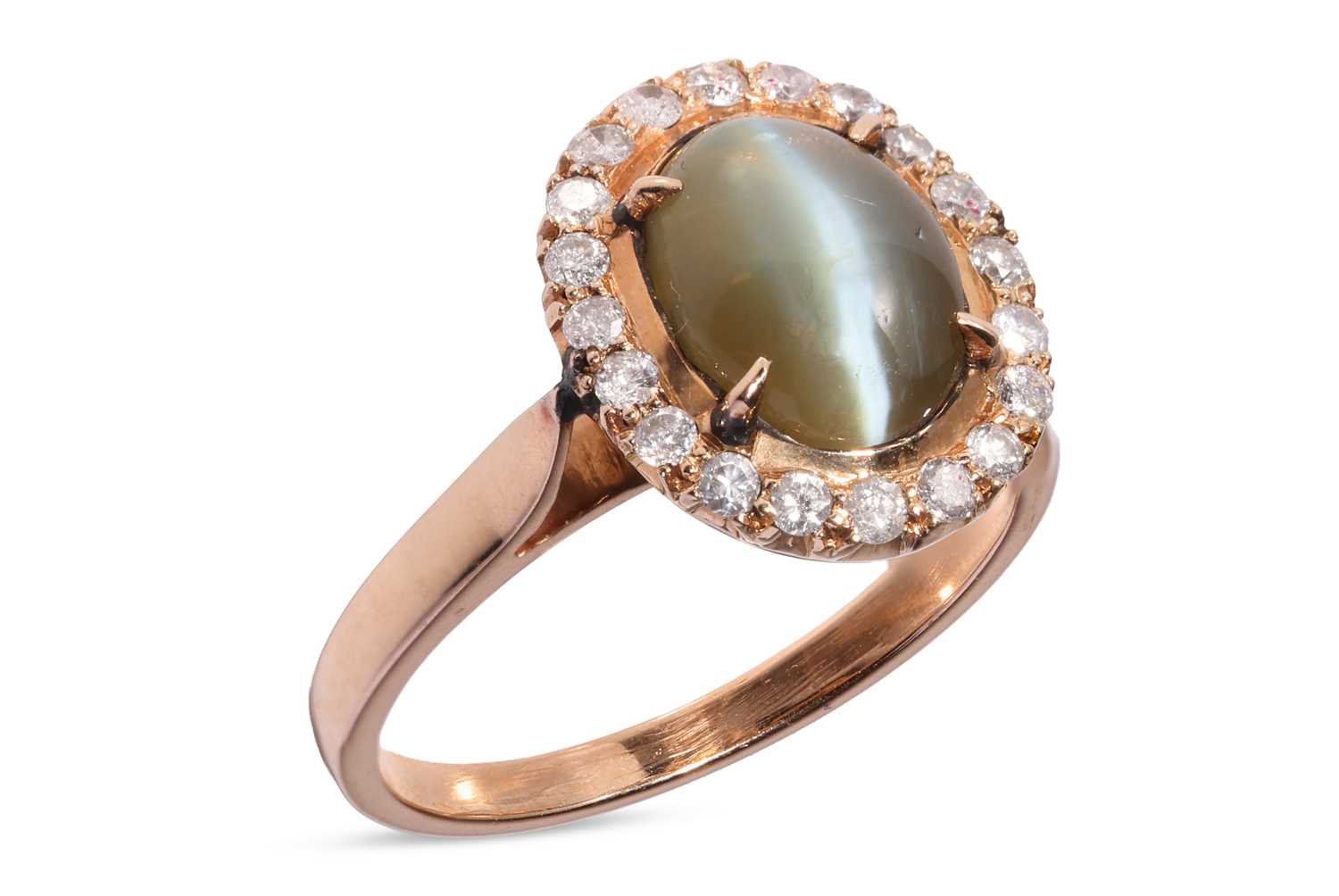 Lot A chyrsoberyl and diamond cluster ring,...